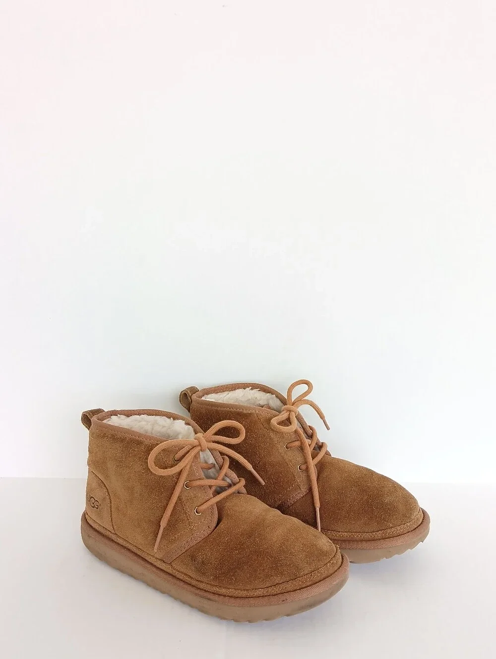 Ugg Neumel Leather Chukka Lace Up Boots